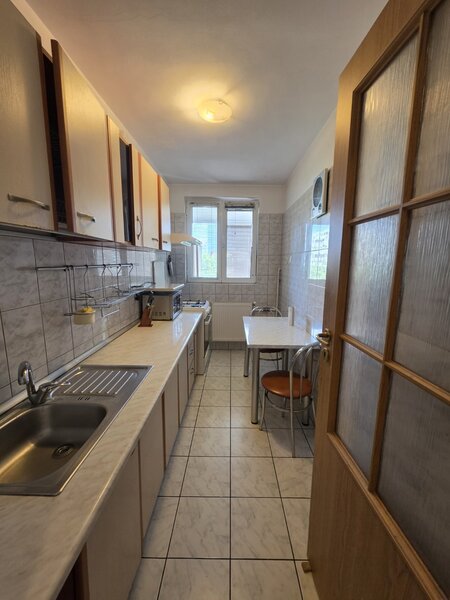 Campia Libertatii intersectie Basarabia, parcul Petrascu, 10 minute metrou,