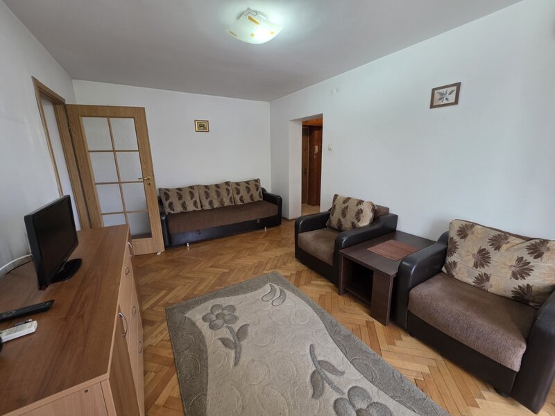 Campia Libertatii intersectie Basarabia, parcul Petrascu, 10 minute metrou,