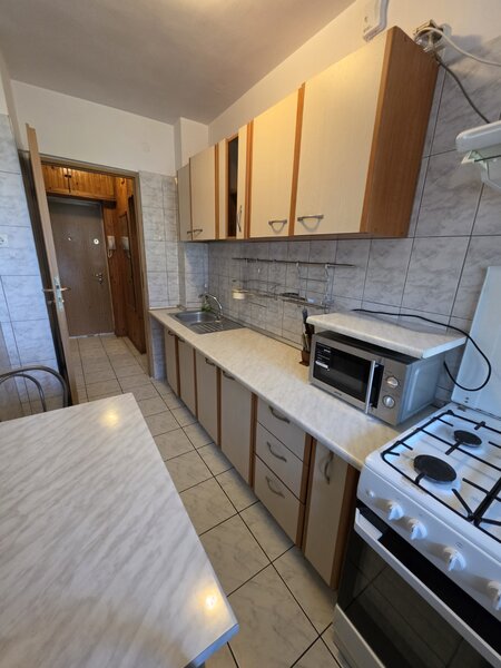 Campia Libertatii intersectie Basarabia, parcul Petrascu, 10 minute metrou,