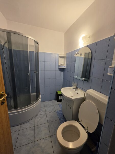 Campia Libertatii intersectie Basarabia, parcul Petrascu, 10 minute metrou,