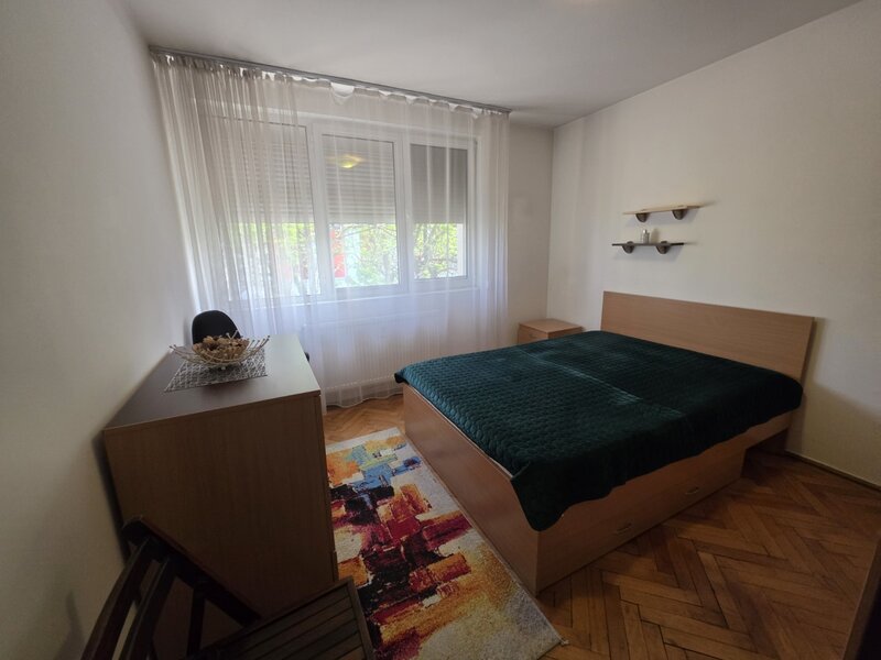 Campia Libertatii intersectie Basarabia, parcul Petrascu, 10 minute metrou,